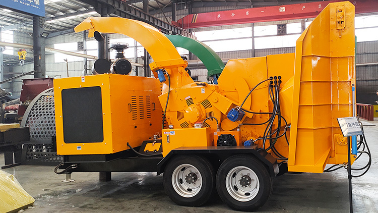 TWC Towable Wood Chipper