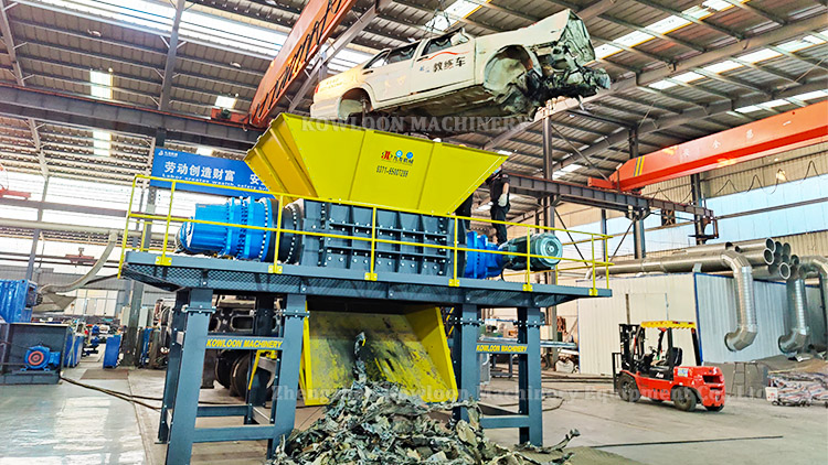 metal shredder in recycling plant