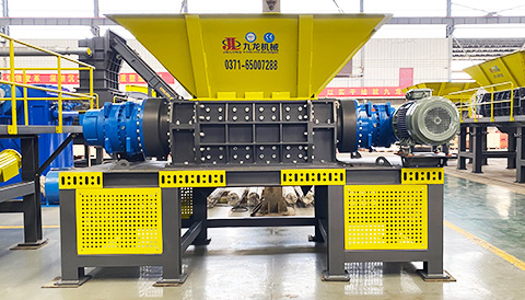 JLSS1200 double shaft shredder is shipped