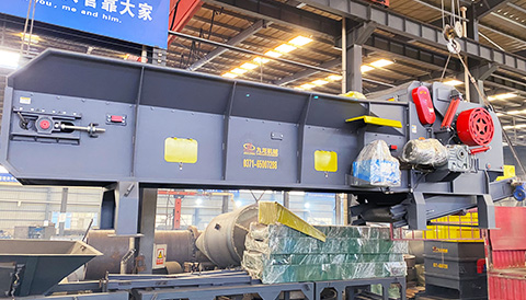 SWC1300 biomass silage stalks chipper shredder is shipped