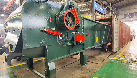 SWC1300 heavy duty chipper shredder shipped to Canada