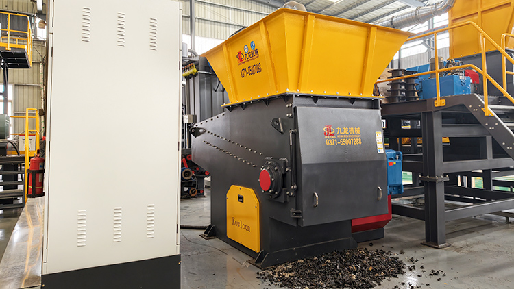 single shaft shredder for plastic waste