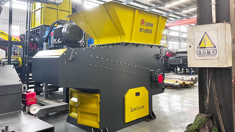 Single Shaft Shredder
