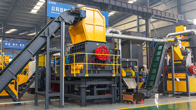 Industrial rubber tire rasper crushing machine